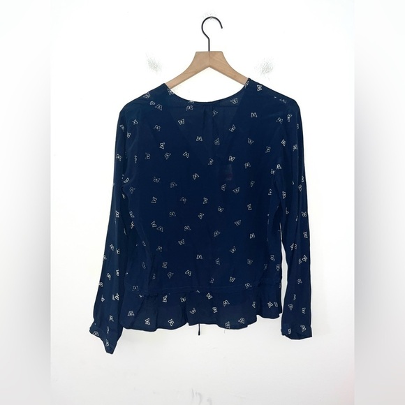 RAILS NWT Navy Blue & White Beaux Butterflies Long Sleeve Blouse in Size Small - Picture 4 of 12